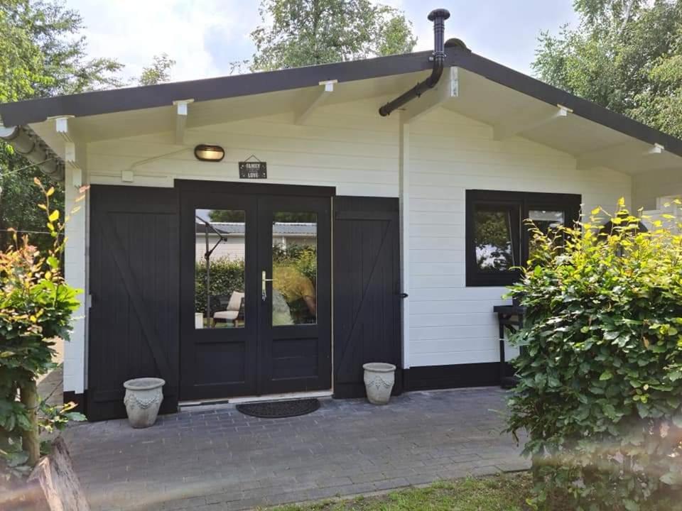 Casa Ibiza Is Vakantie In Drenthe Schoonebeek المظهر الخارجي الصورة
